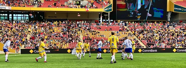 从辉煌到离 从辉煌到离